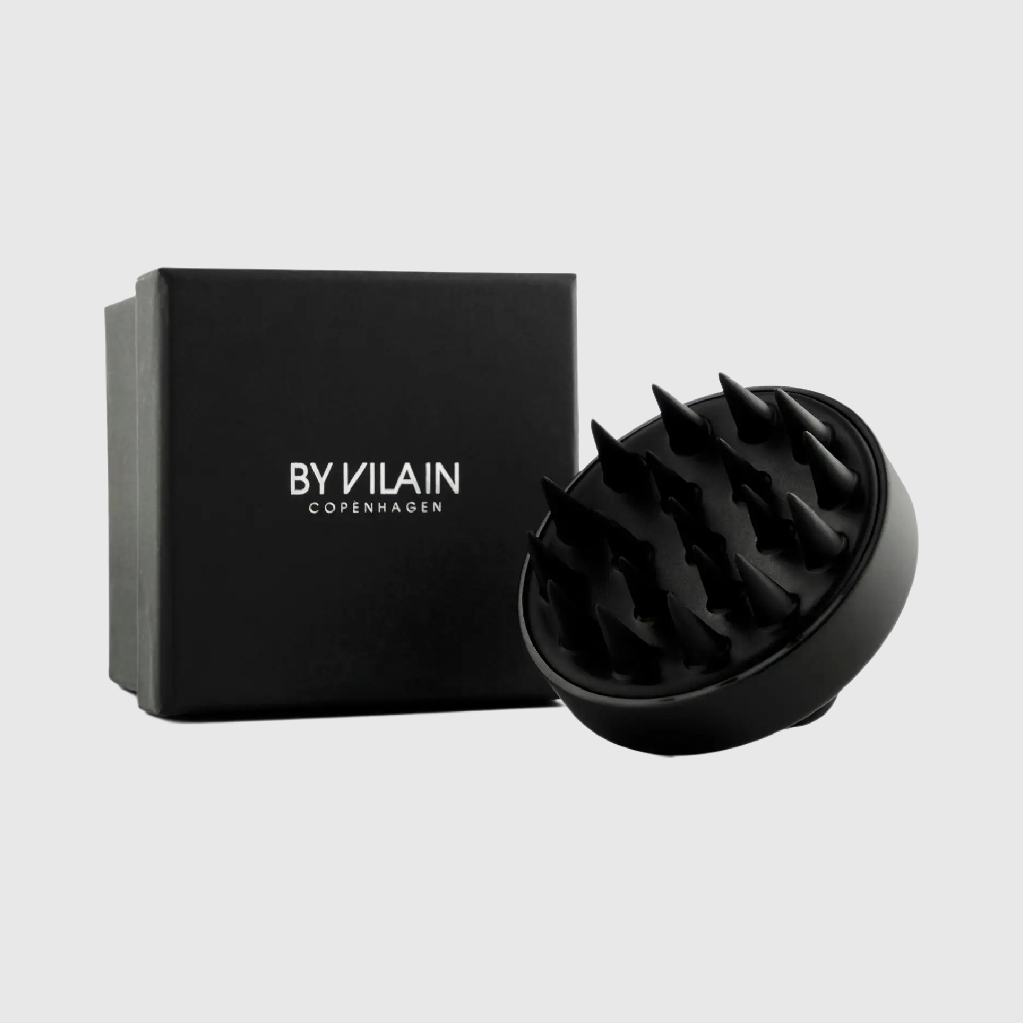 By Vilain Shampoo Brush